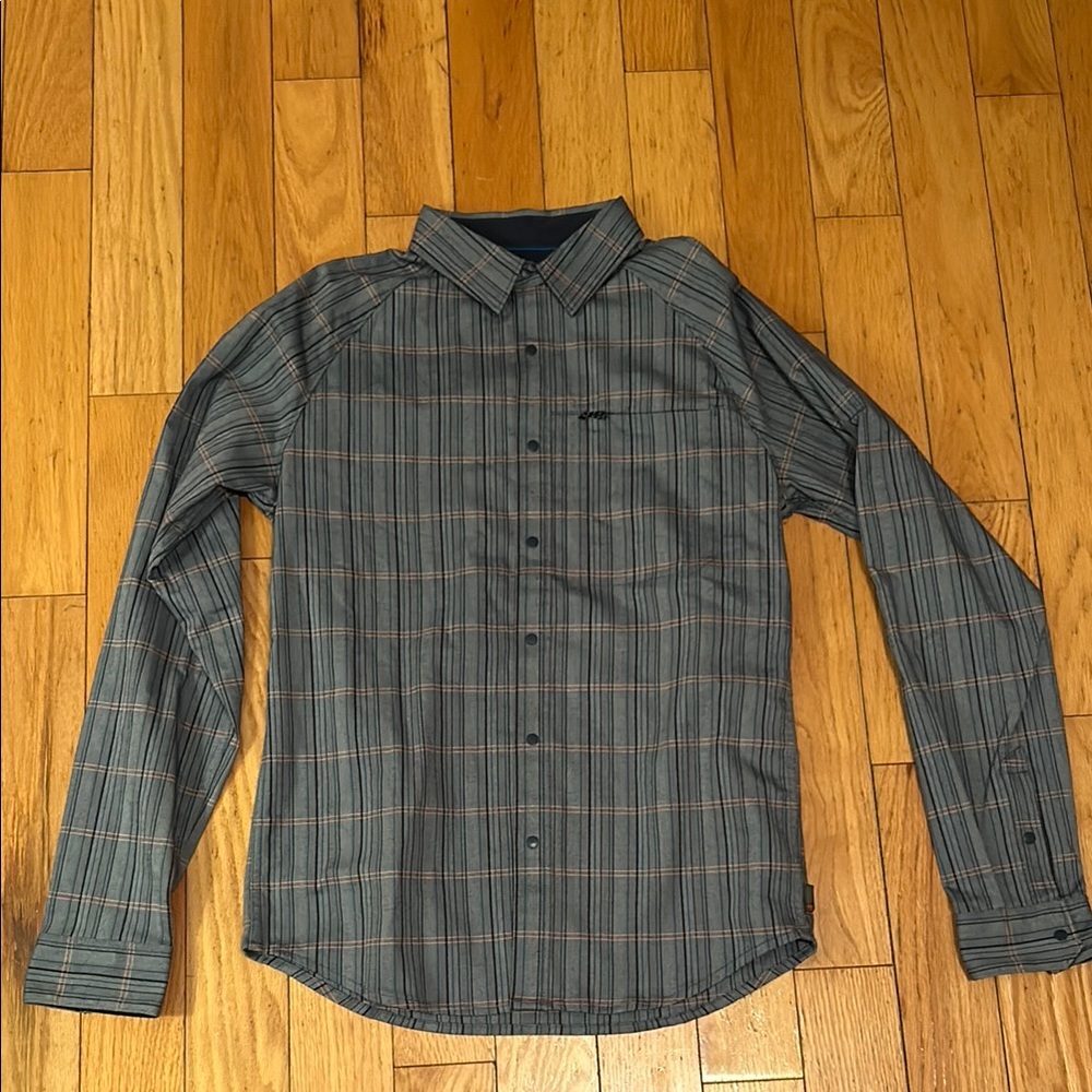 LAST CALL Men's Blue Plaid Mountain Hardwear Shirt